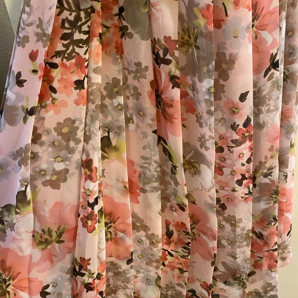 Dress Barn Floral Dress - Picture 4 of 4